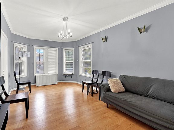 2nd image of 405 S Harvey Ave APT 1A
