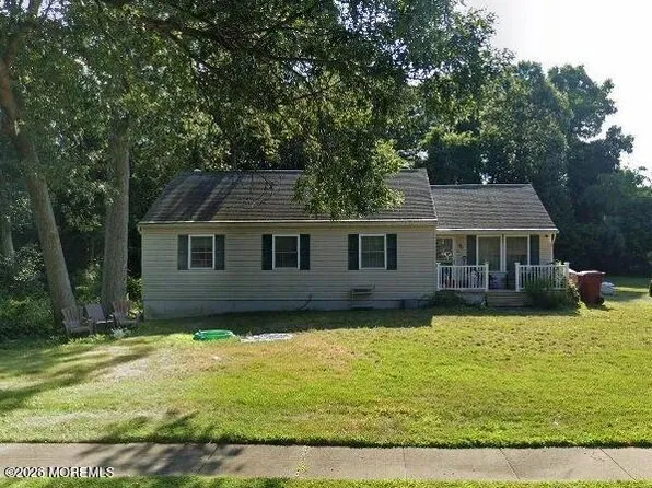 46 Browning Avenue, Bayville, NJ 08721