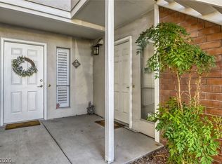 2855 Geary Pl UNIT 3205, Winchester, NV 89109