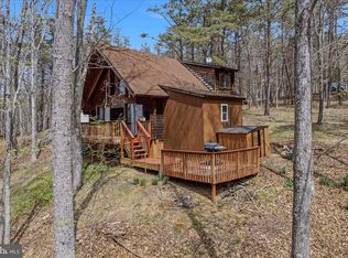 264 Clear Spring Ln, Berkeley Springs, WV 25411