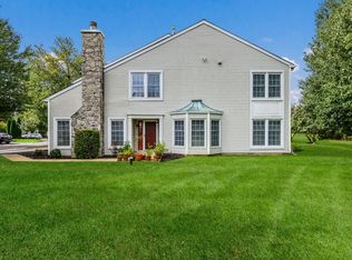 27 Gaylord Ct, Newtown, PA