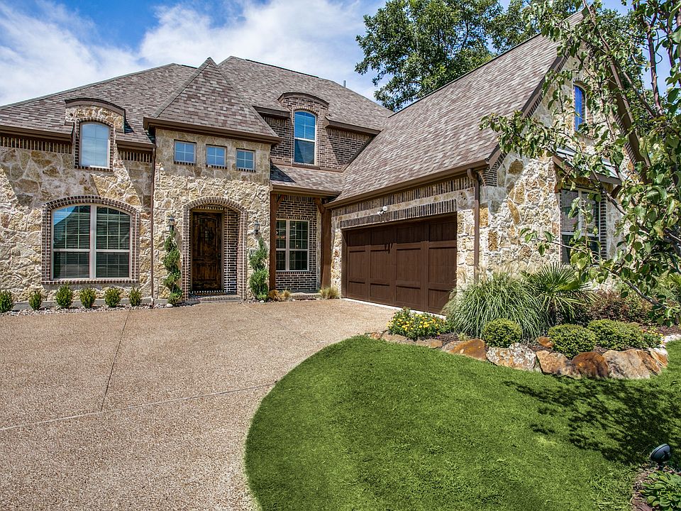 Gorgeous West Allen home!