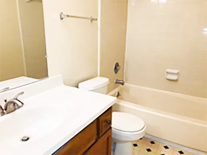 7703 Cambridge St — Photo 4