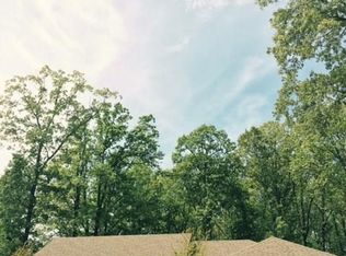 206 Red Bud Ln, Ward, AR 72176