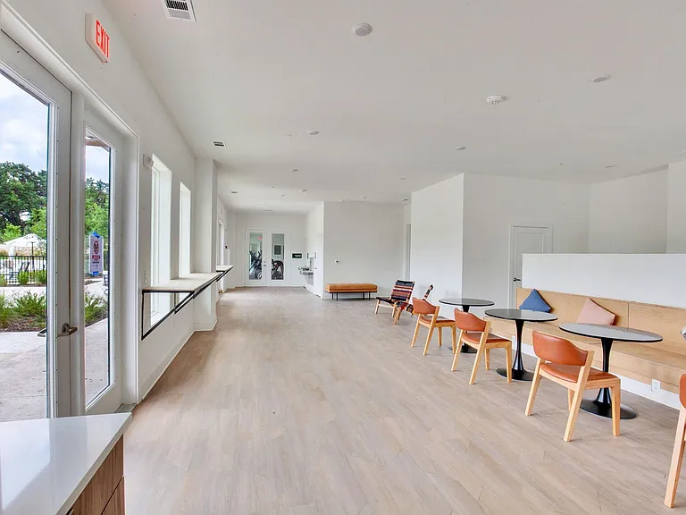 4802 S Congress Ave #407 — Photo 18