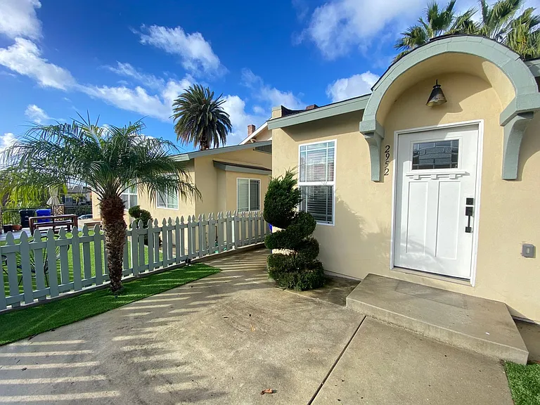 1BD/1BA Cottage Home at B Street Bungalows Modern Luxury Meets Mission Style Charm! — Photo 16