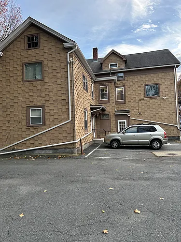 19 Division St #R2 Photo 1