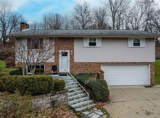 147 Thorndale Dr, Beaver Falls, PA 15010