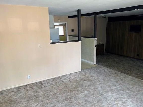 3rd image of 2001 Raton Ave
