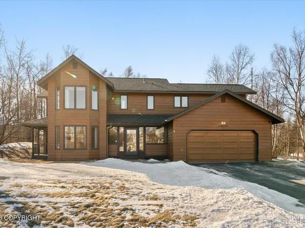 1855 N Kentucky Derby Dr, Palmer, AK 99645