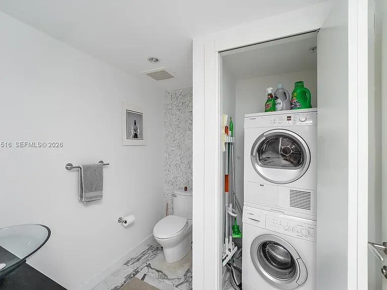 200 Biscayne Boulevard Way #4006 — Photo 25