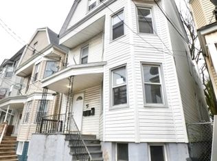 102 S 12th St, Newark, NJ 07107