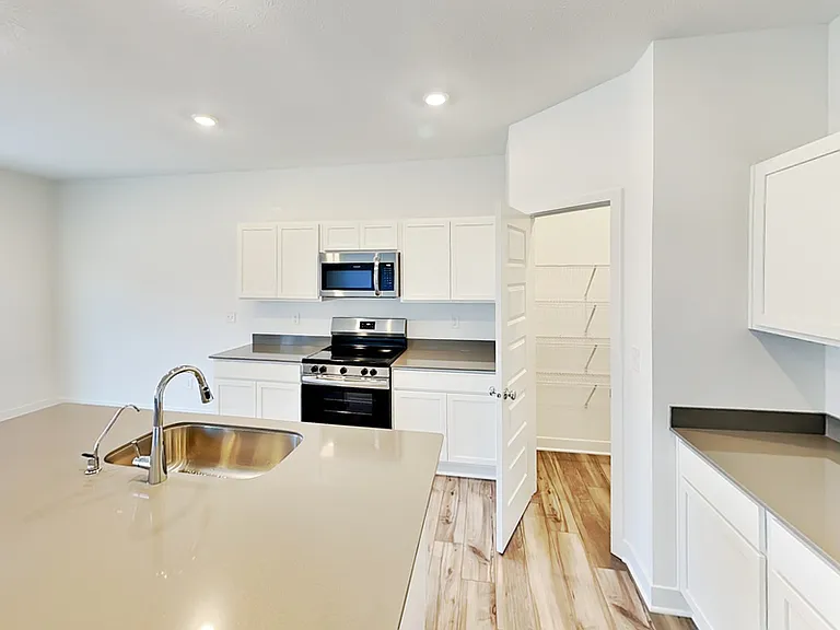 11710 Cotterill Way — Photo 4