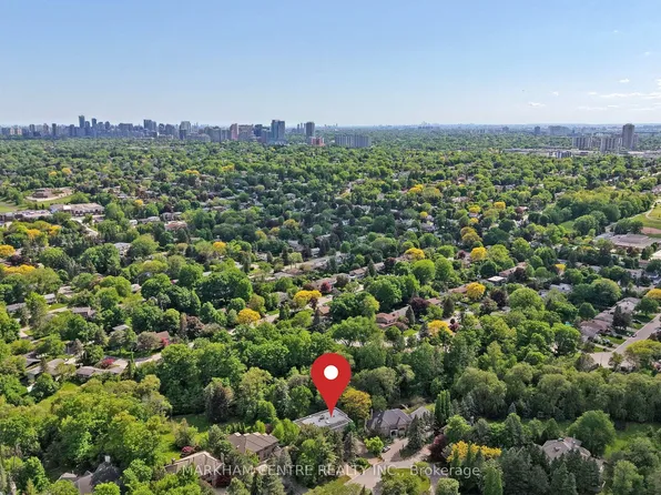 51 Steele Valley Rd, Markham, ON L3T 1M2