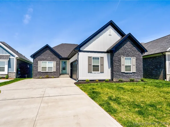 1607 Greenbrier Pointe, Henryville, IN 47126