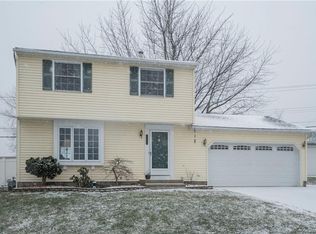 4273 Mistymeadow Ln, Hamburg, NY 14075