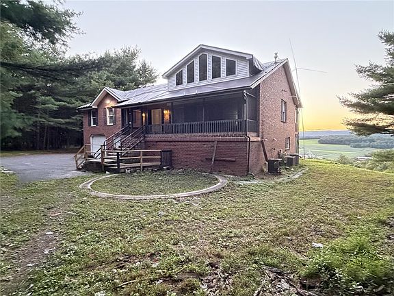 3rd image of 189 Turkey Ridge Dr
