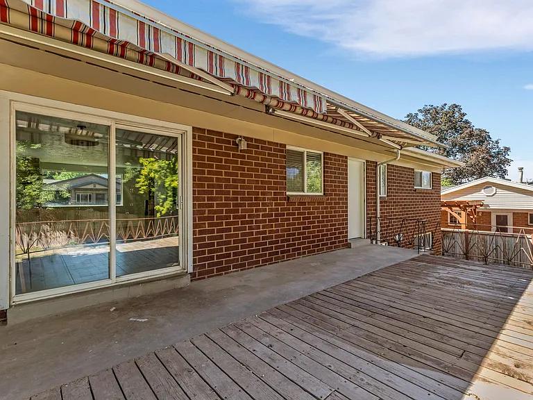 2895 E Cherry Blossom Ln — Photo 3