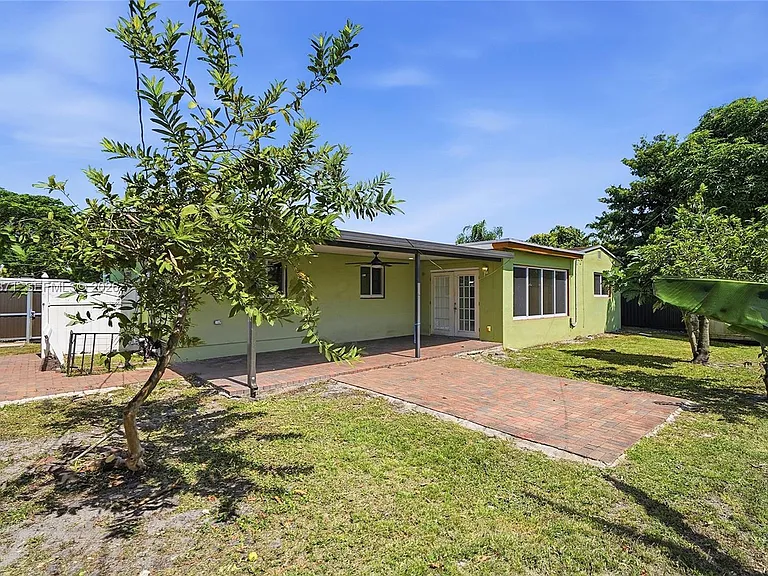 2220 De Soto Dr — Photo 31