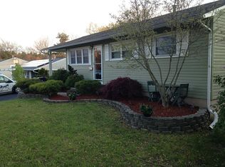 33 Adelphi Rd, Toms River, NJ 08757