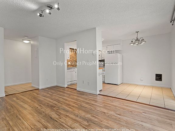 3rd image of 121 Molalla Ave #2