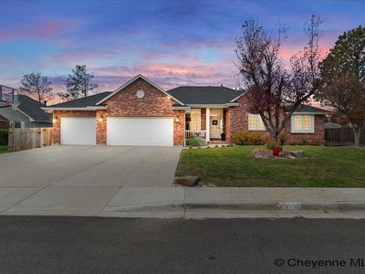 7402 Hawthorne Dr, Cheyenne, WY, 82009