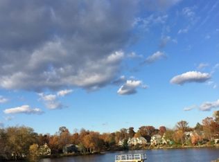 1565 Regatta Ln #LL, Reston, VA 20194