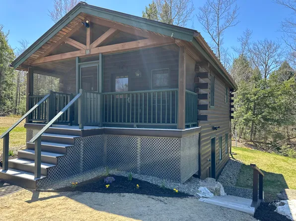 15 Lenfest Road, Palermo, ME 04354