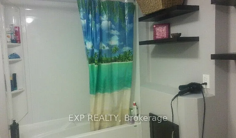31 Matterdale Ave #L — Photo 3