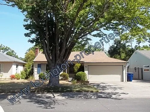 5843 Raymond Way photo 1