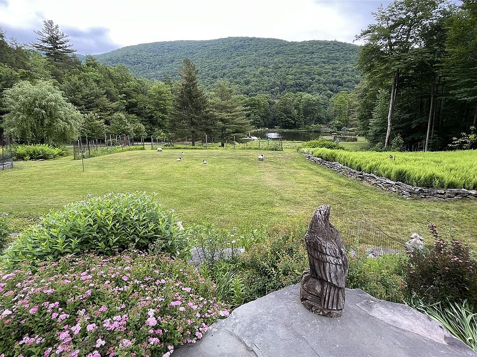 1st image of 938 Woodland Valley Road