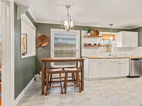 5th image of 509 Franklin St