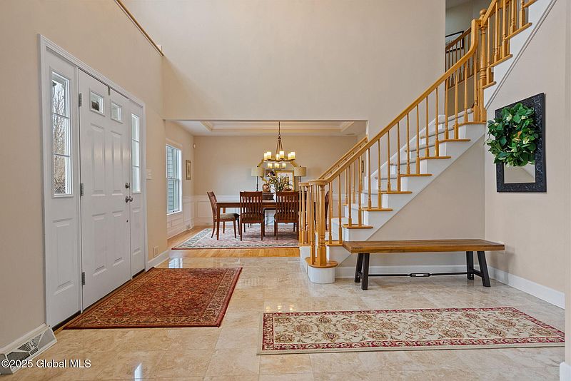 5th image of 1012 Northwood Court