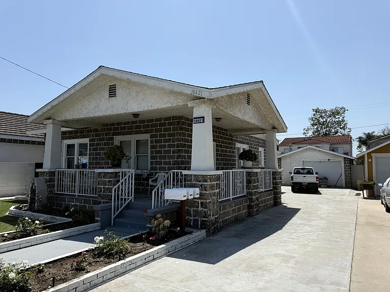 18423 Clarkdale Ave #18423 — Photo 5