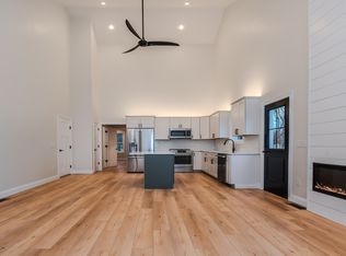 6 Daybreak Ln, Windham, ME 04062