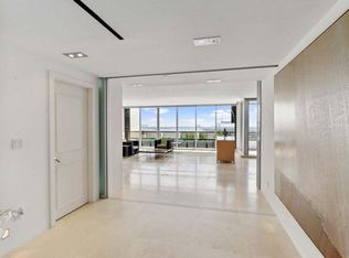 100 Lakeshore Dr APT 2055, North Palm Beach, FL 33408