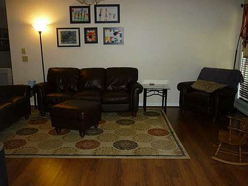4th image of 2749 Sterling Dr