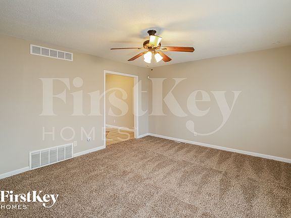 2nd image of 5808 E 96th Ter