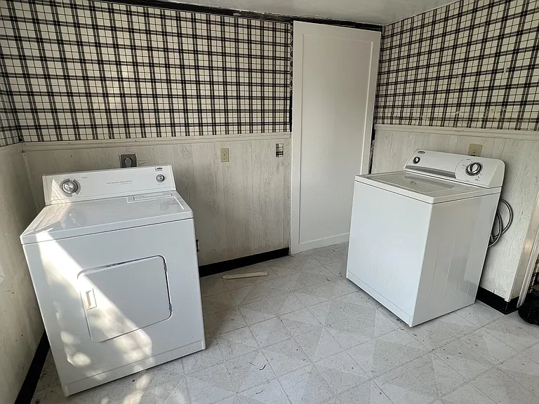 4108 NE Garden Dr #1 — Photo 20