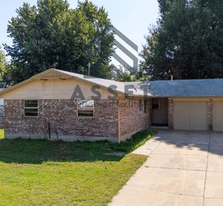 304 W Campbell Dr, Midwest City, OK, 73110
