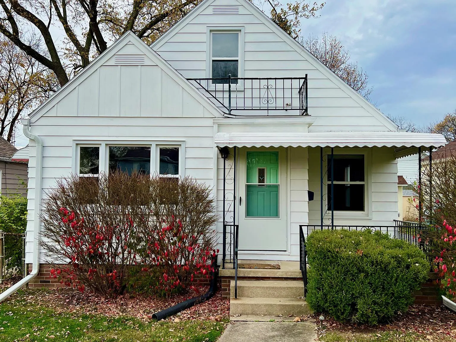 1717 Orleans Dr — Photo 1