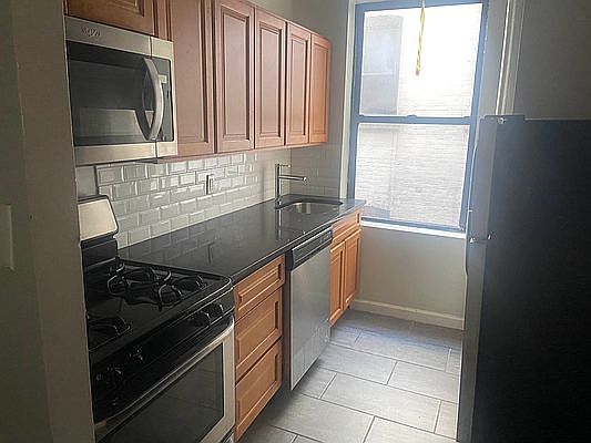1st image of 541 W 156th St APT 16
