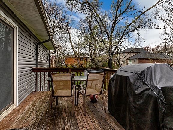 5th image of 9241 Lewis Ave