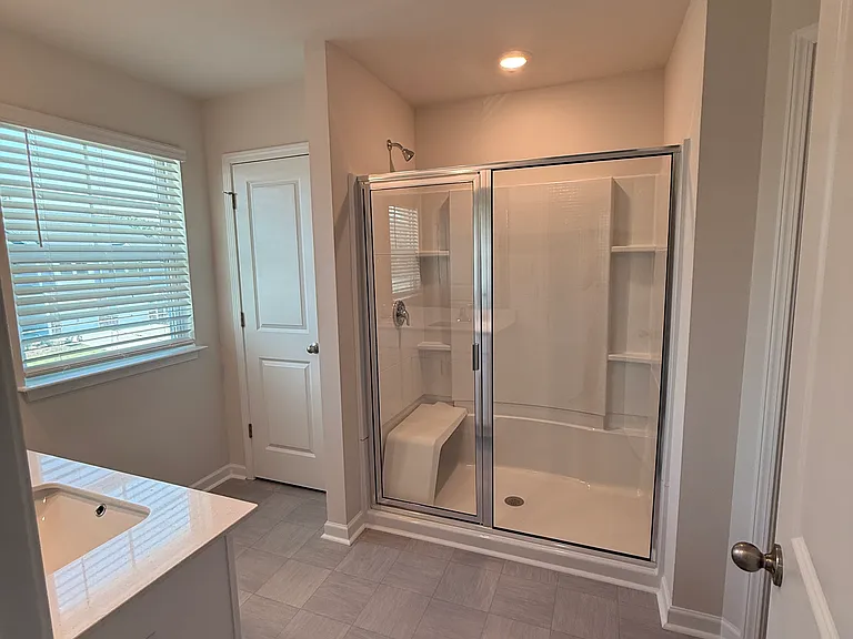1256 Evelynnview Ln — Photo 12