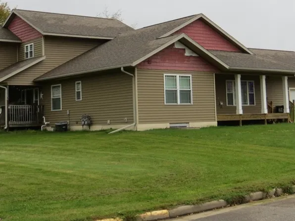 400 W Lawrence Street #1 & 2, Thorp, WI 54771