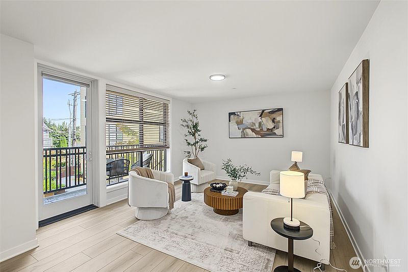 3rd image of 4116 California Ave SW #308