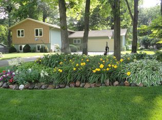 7248 Sunnyslope Dr N, Maple Grove, MN 55311