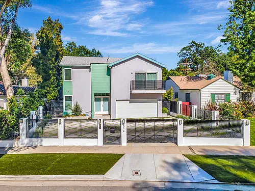 4974 Canoga Ave Photo 1 4974 Canoga Ave Photo 1