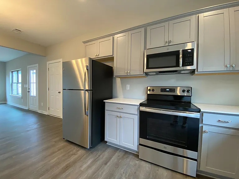 14332 Chase Dr — Photo 6