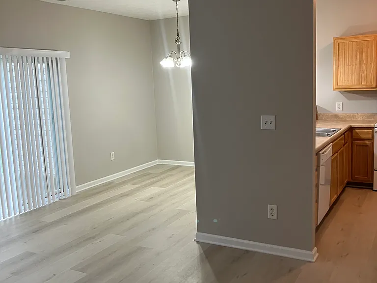 10376 Bronze Dr — Photo 34